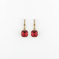 La Vie Classic Earring: Shade