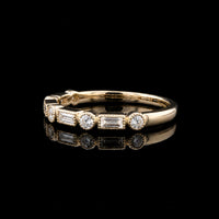 Scalloped Bezel Baguette & Round Diamond Band
