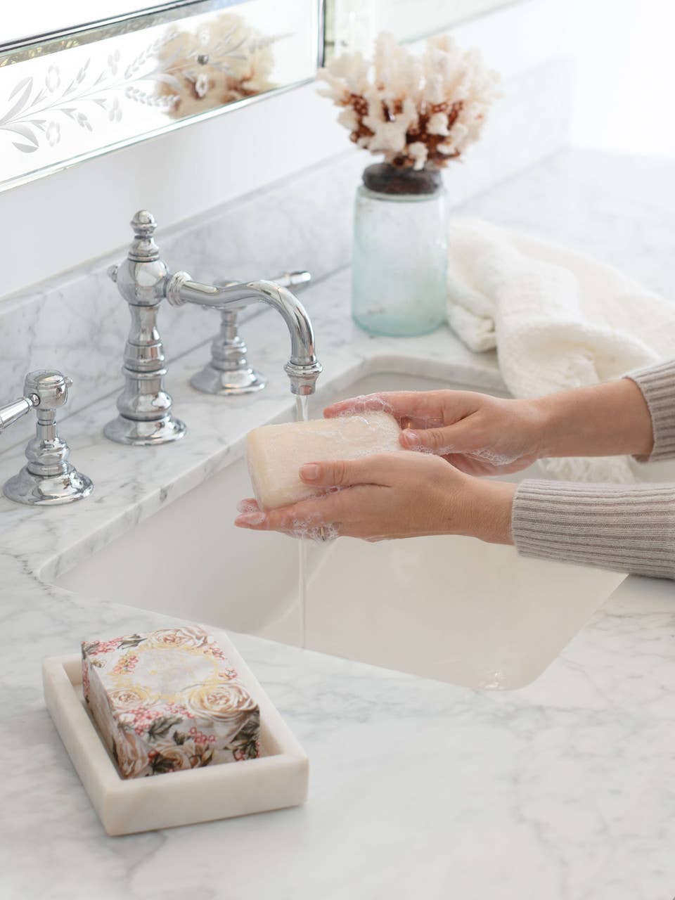 Perfume Bar Soap in Rococo Red Currant