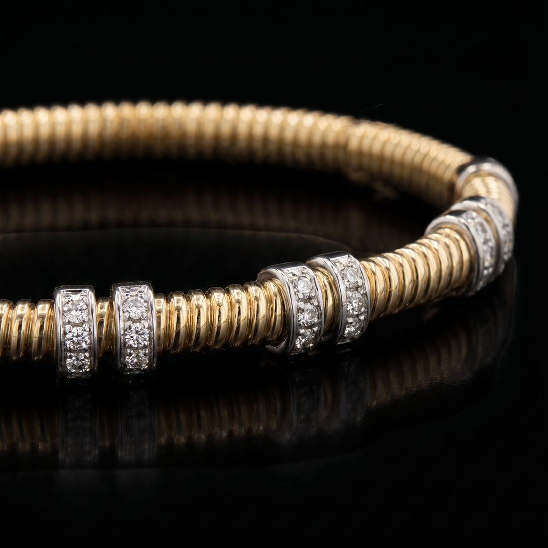 YG Diamond Bar Bracelet, 0.36CT