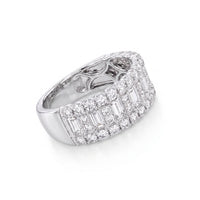 Baguette and Round Diamond Ring