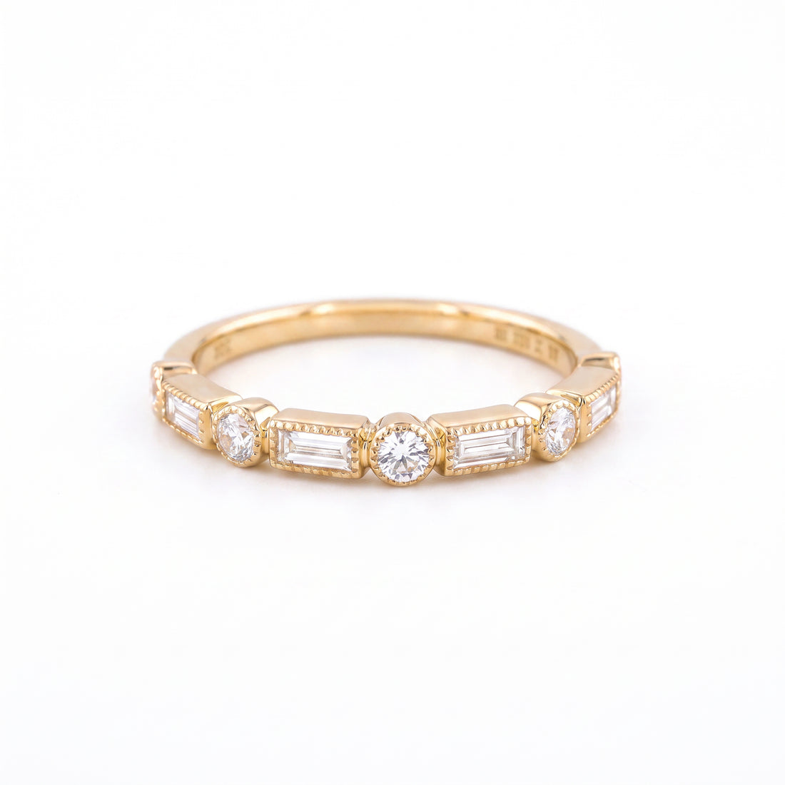 Scalloped Bezel Baguette & Round Diamond Band