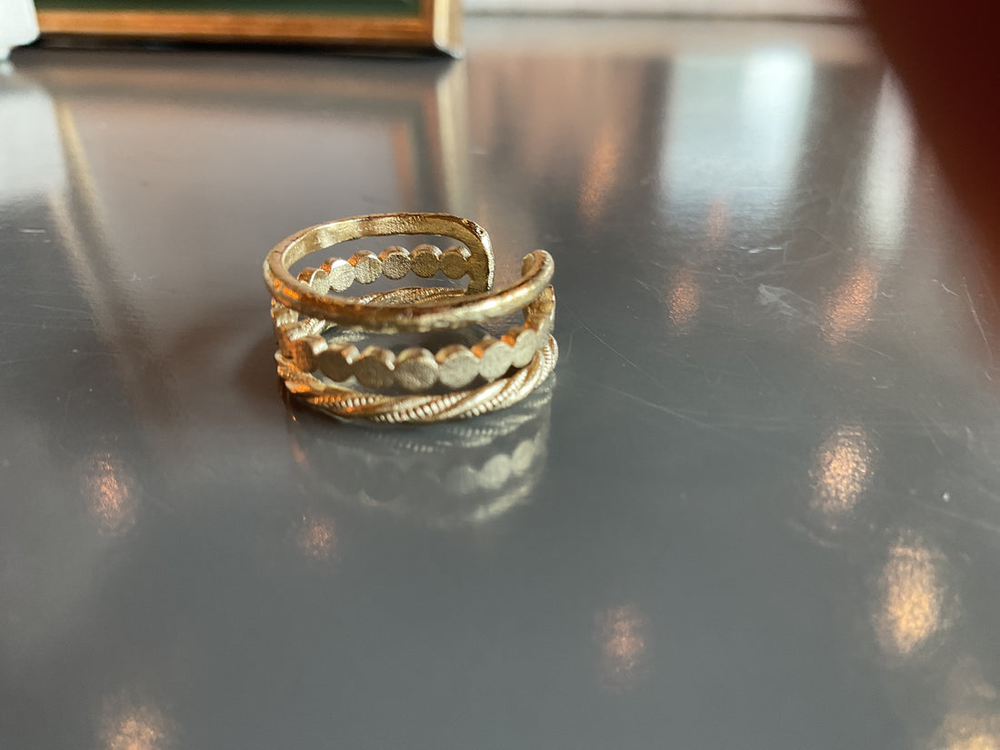 Agape Tyra Ring