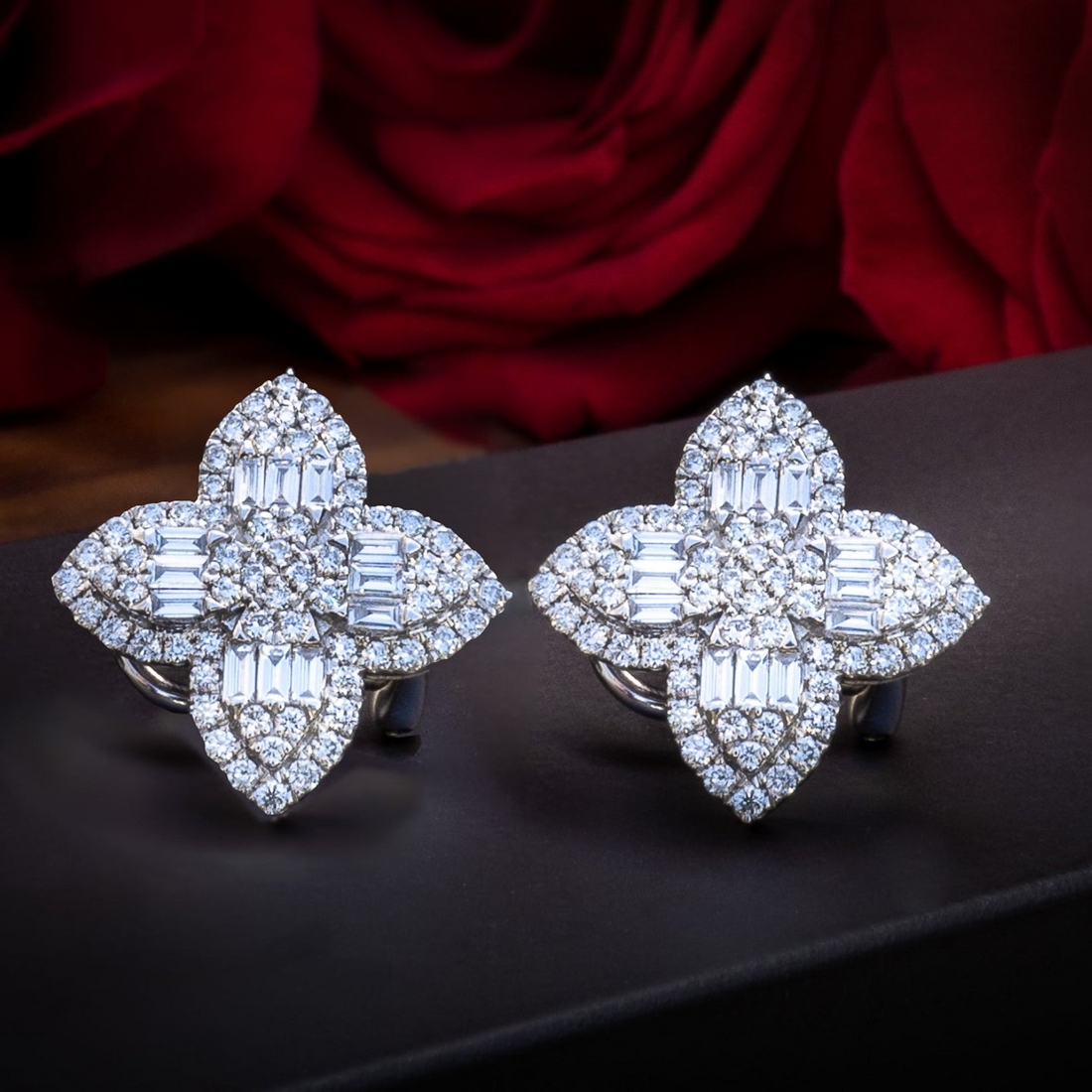 Melody JEW058GX Clover 18k 1.14Ct VS Diamonds Natural
