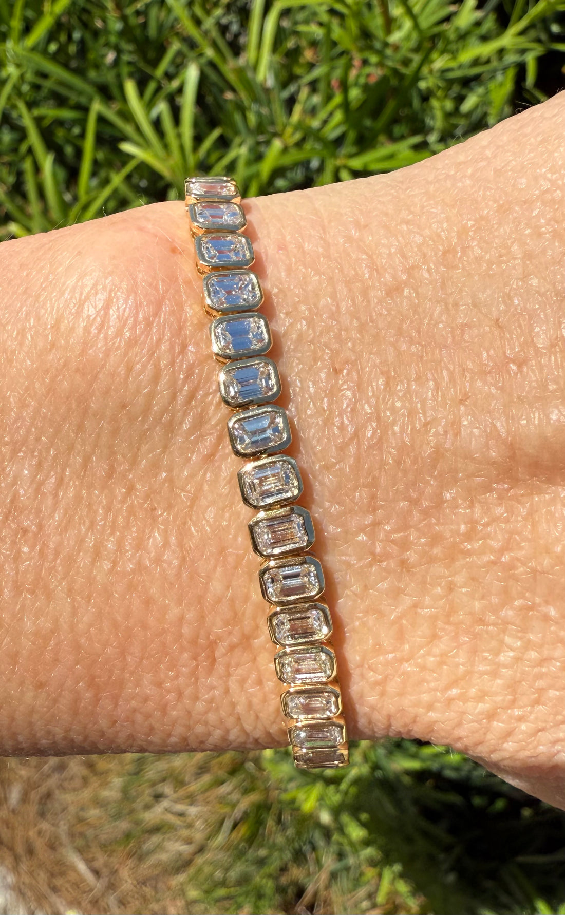 Emerald Cut Diamond Bezel Tennis Bracelet