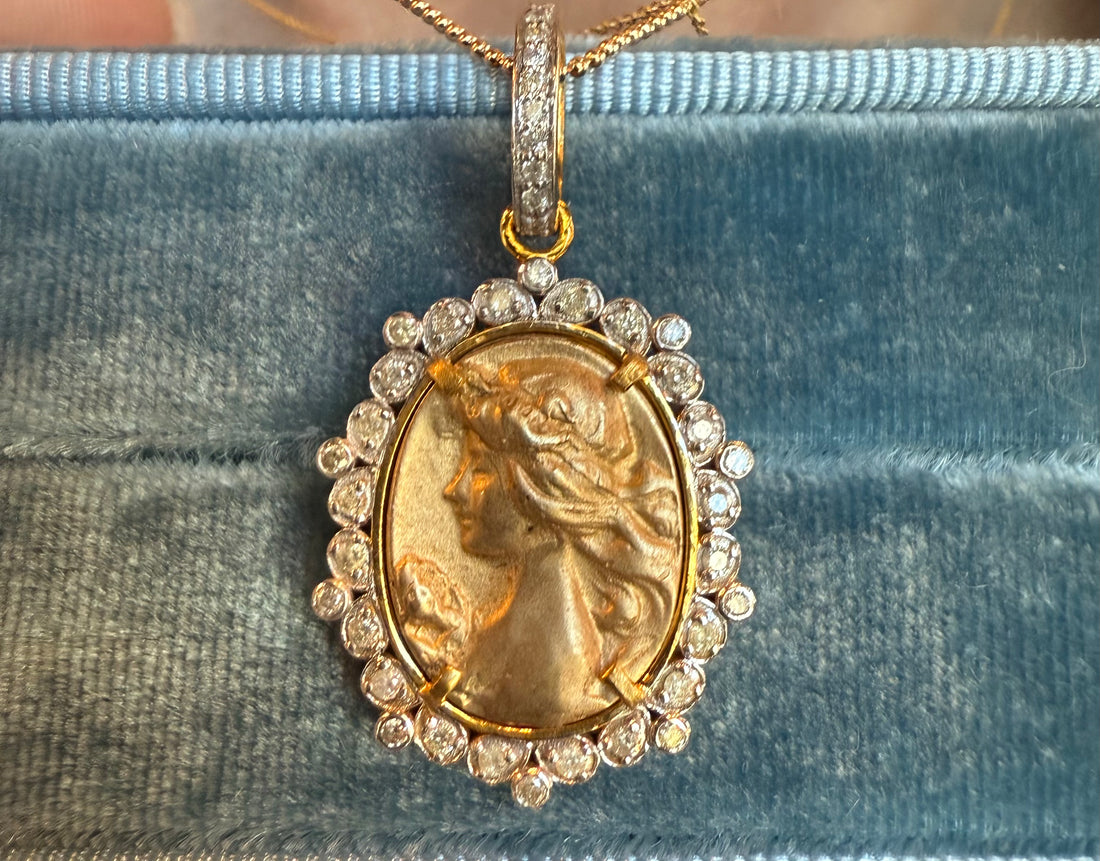 Art nouveau 1910 Hand Carved Gold with .67 VS Diamonds 14k gold