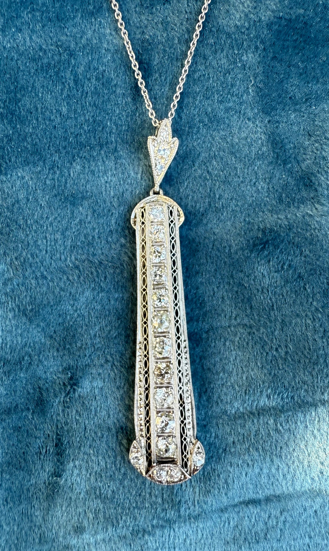 Platinum Art Deco 1920s Pendant 1.75 ct. Dia