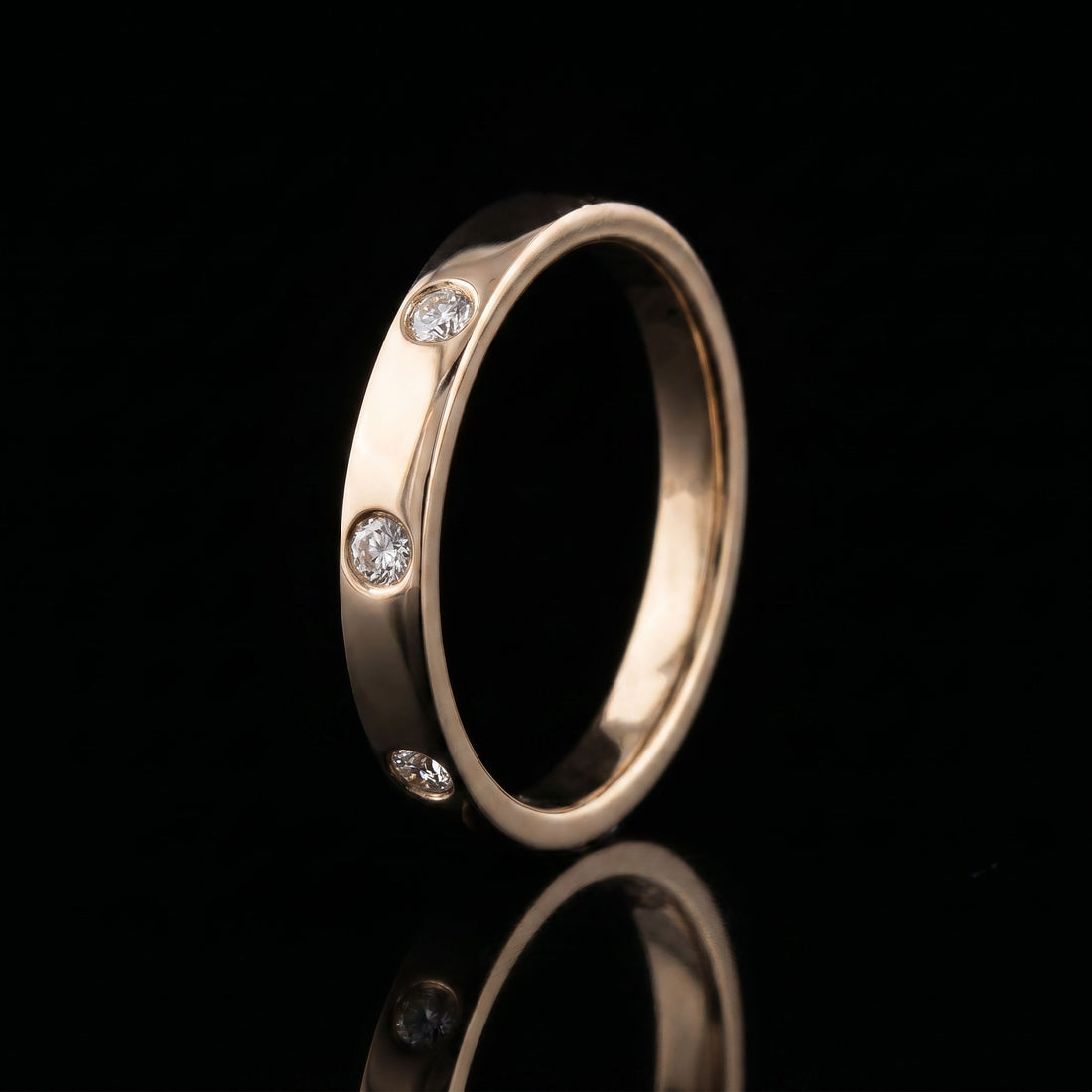 14K YG Ring with 5 Round Diamonds, 0.10CT