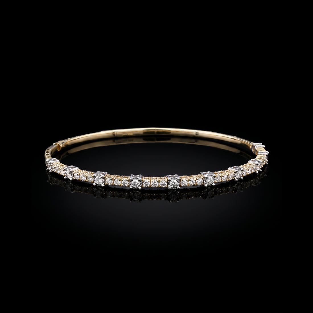 Staggered Diamond Flex Bangle
