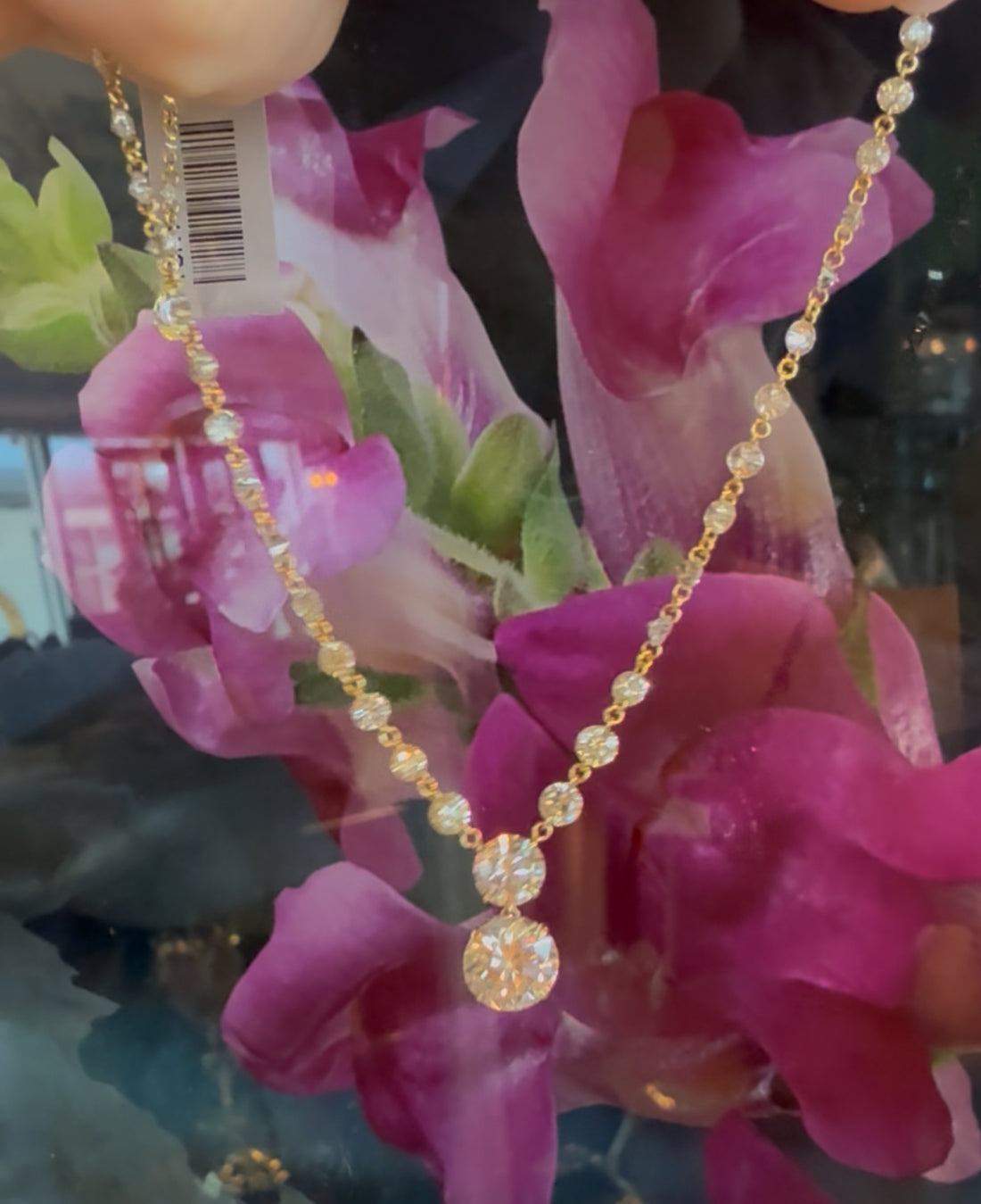 7.52 Carat Diamond Necklace, laser drilled Diamonds set in 18k Gold