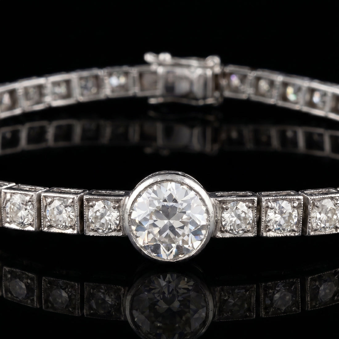 Platinum Vintage Bezel Diamond Bracelet, 2.70CT