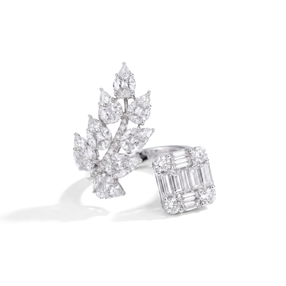 Leaf & Baguette Invisible Set Diamond Ring
